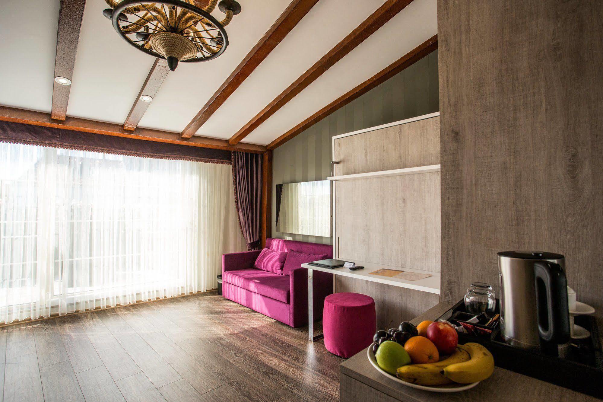 Bonne Sante Otel